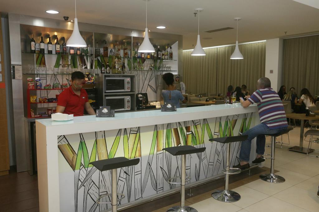 Ibis Feira De Santana Hotel Exterior photo