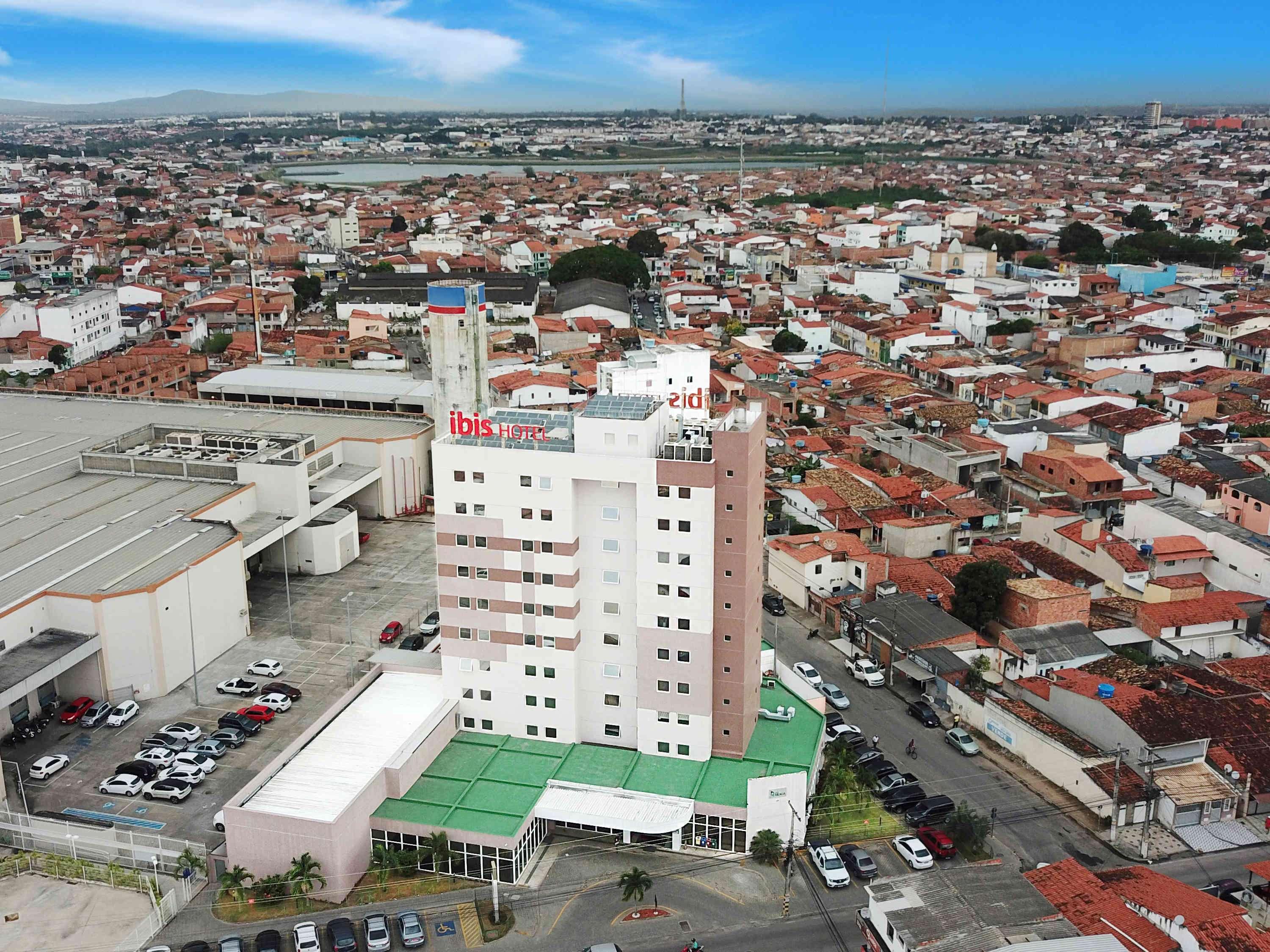 Ibis Feira De Santana Hotel Exterior photo