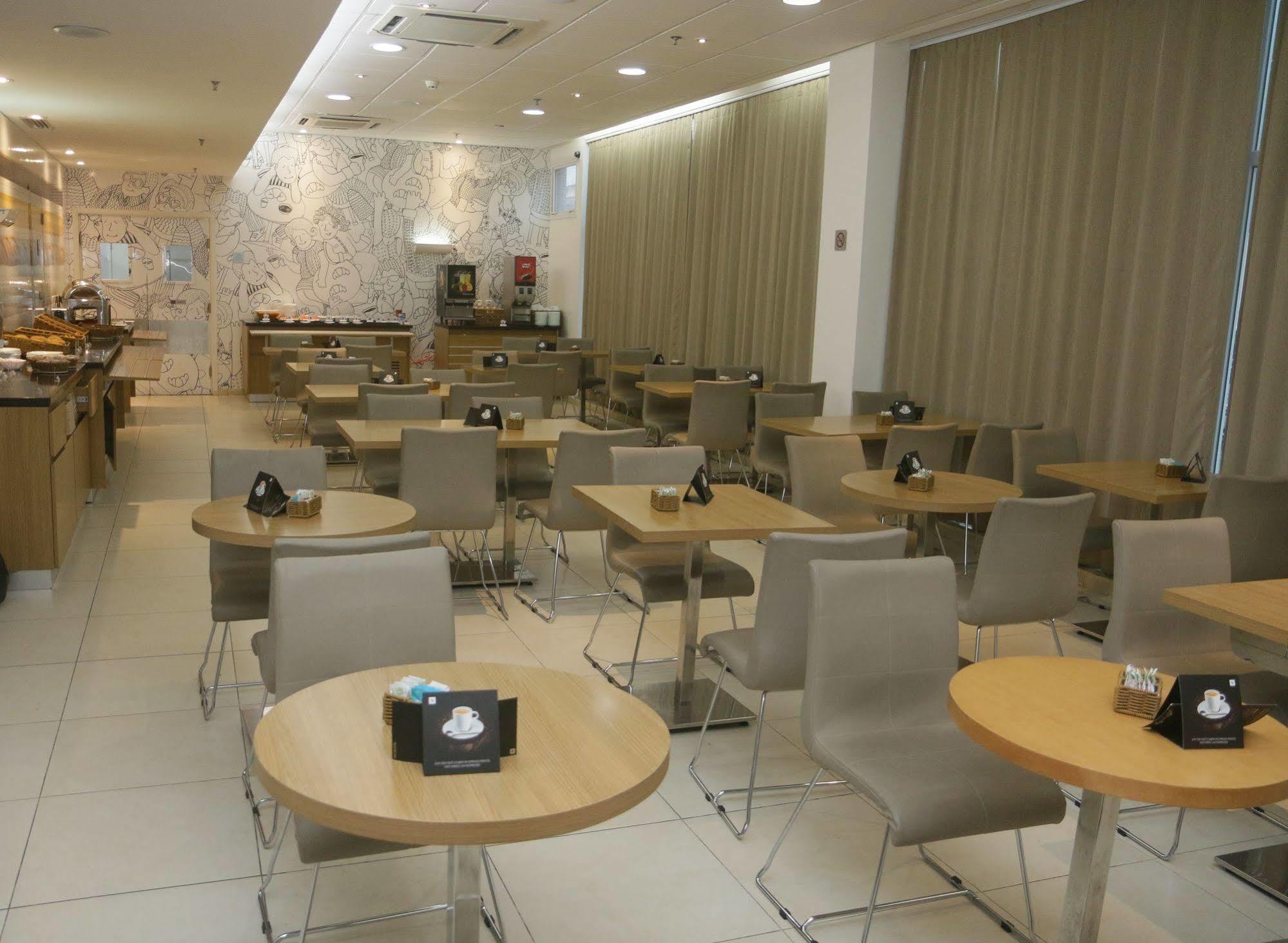Ibis Feira De Santana Hotel Exterior photo