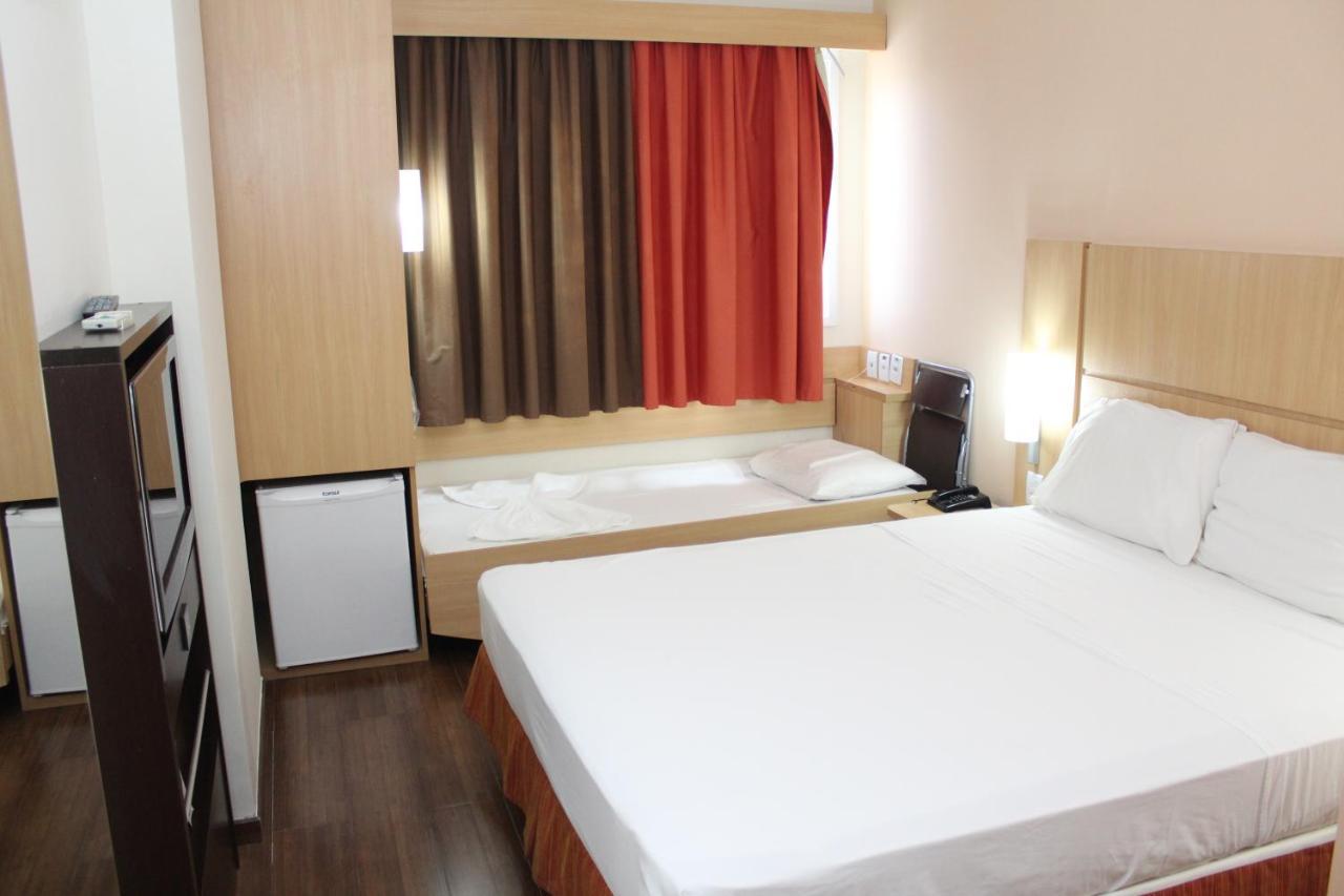 Ibis Feira De Santana Hotel Exterior photo