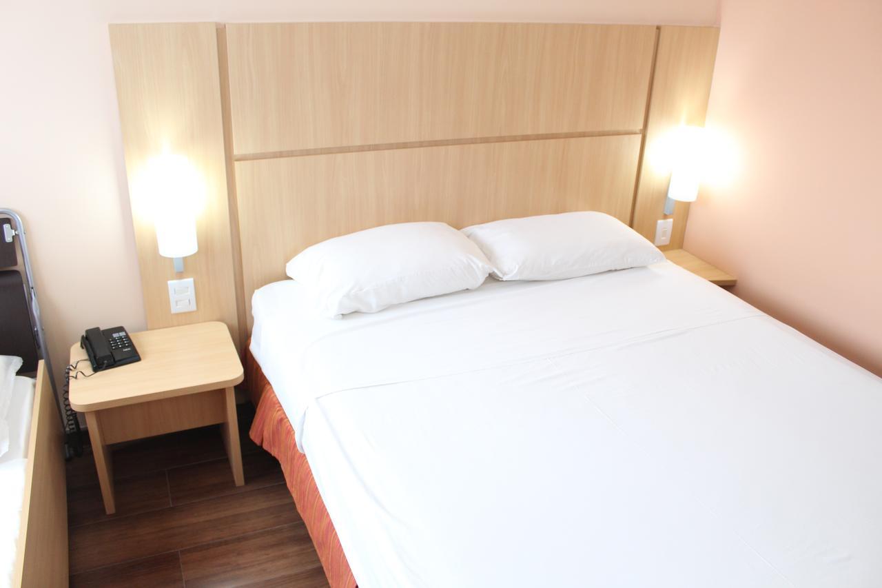 Ibis Feira De Santana Hotel Exterior photo